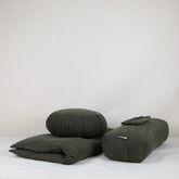 Bundle méditation vert zaity en kapok naturel avec zafu traditionnel, zabuton 70x90 cm, bolster rectangulaire et eye pillow lavande